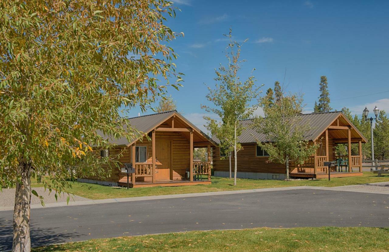 웨스트 엘로스톤 Yellowstone Grizzly Rv Park And Cabins 빌라 외부 사진