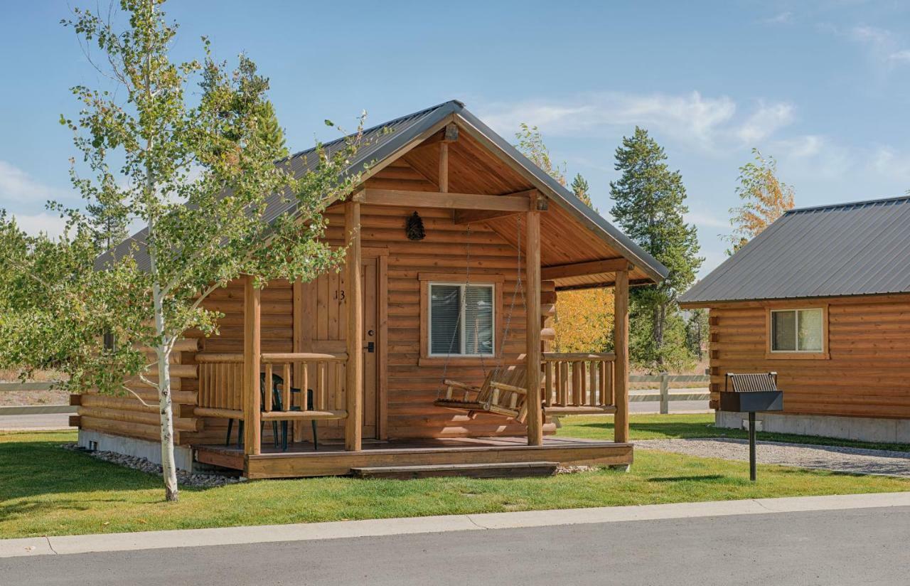 웨스트 엘로스톤 Yellowstone Grizzly Rv Park And Cabins 빌라 외부 사진