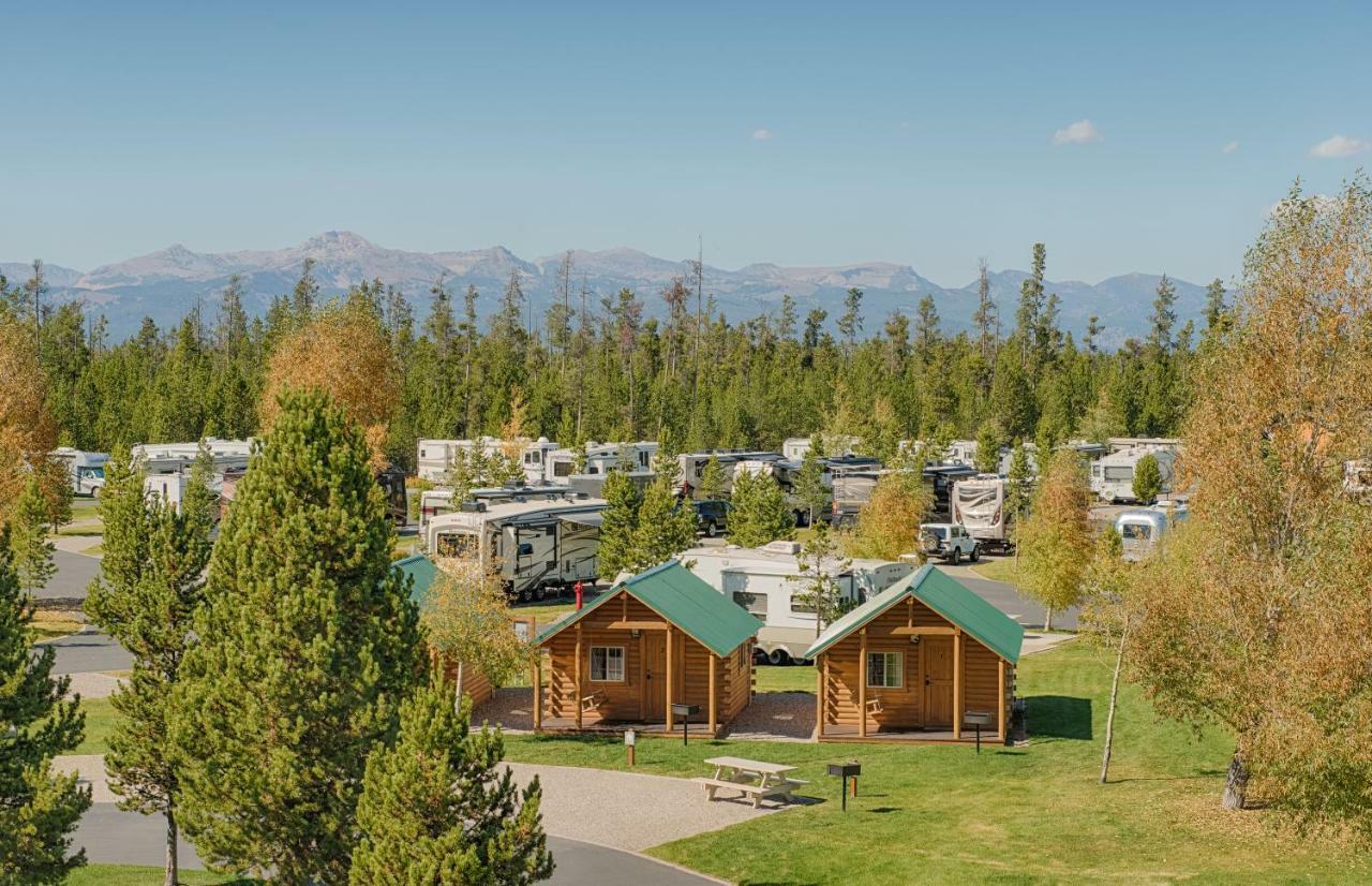 웨스트 엘로스톤 Yellowstone Grizzly Rv Park And Cabins 빌라 외부 사진